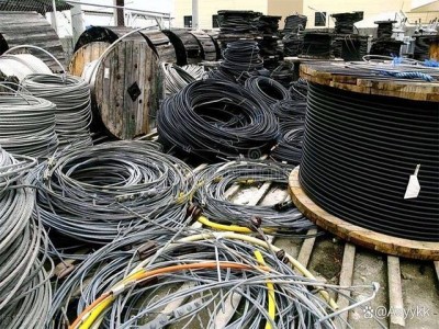 成都某建筑工地回收高压电缆线